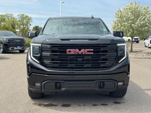 Onyx Black 2025 GMC Sierra 1500 Elevation
