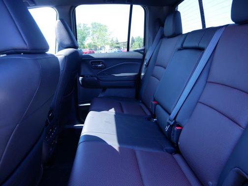 2025 Honda Ridgeline Black