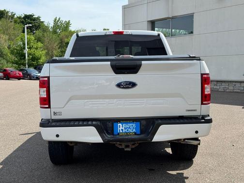 Oxford White 2019 Ford F-150 XLT