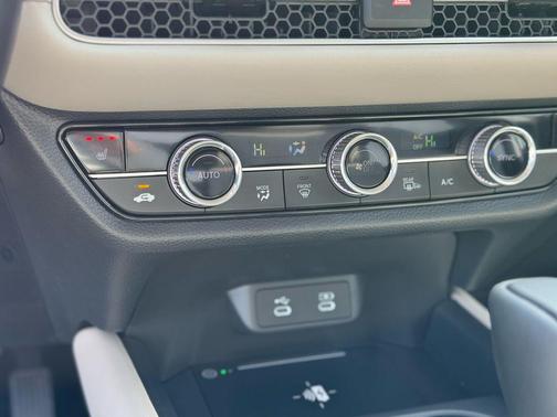 Platinum White 2026 Honda HR-V EX-L