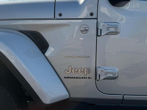 2024 Jeep Wrangler 4-Door Sahara 4x4