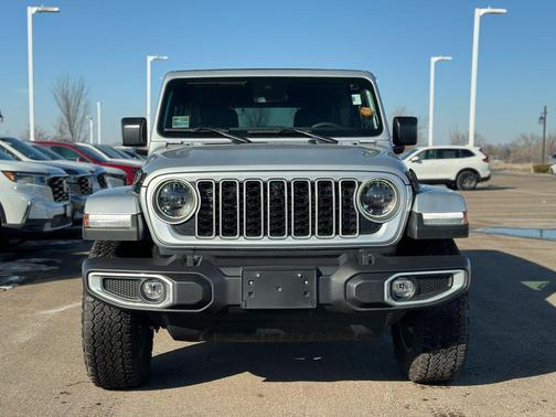 2024 Jeep Wrangler 4-Door Sahara 4x4