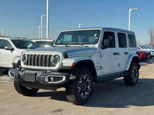 2024 Jeep Wrangler 4-Door Sahara 4x4