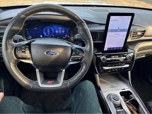 2023 Ford Explorer ST