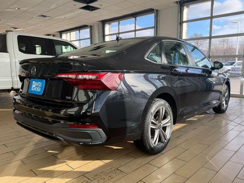 2022 Volkswagen Jetta 1.5T SE