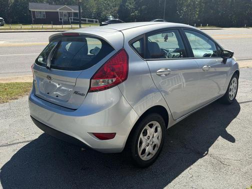 2013 Ford Fiesta SE