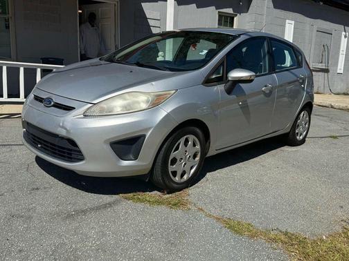 2013 Ford Fiesta SE
