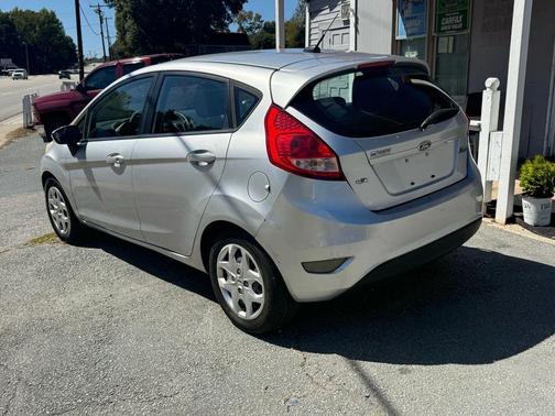 2013 Ford Fiesta SE