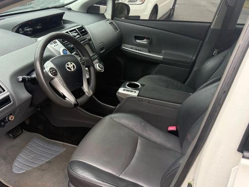 2012 Toyota Prius v Two