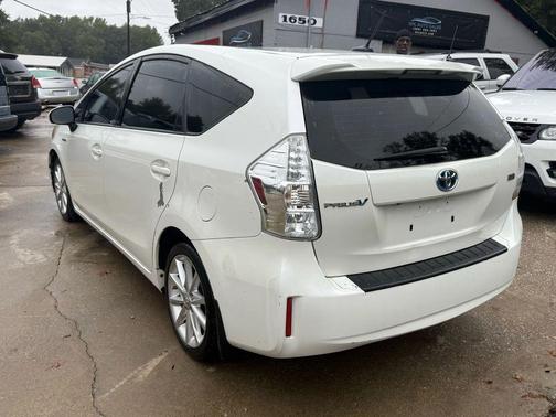 2012 Toyota Prius v Two