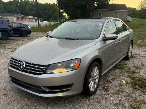 2012 Volkswagen Passat Base