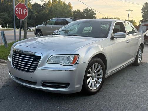 2012 Chrysler 300 S