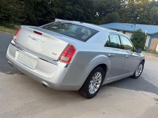 2012 Chrysler 300 S