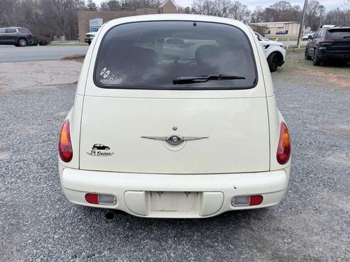 2004 Chrysler PT Cruiser Base