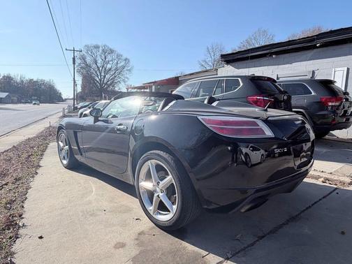 2008 Saturn Sky Red Line