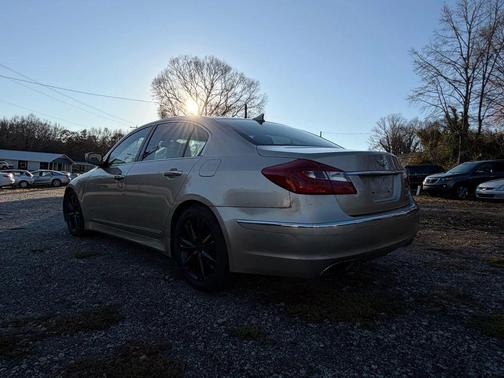 2012 Hyundai Genesis 3.8