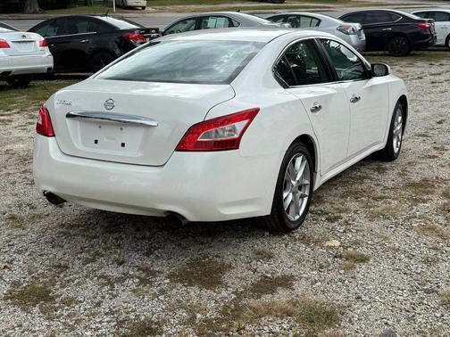 2010 Nissan Maxima S