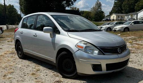 2011 Nissan Versa 1.8 S