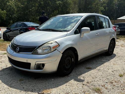 2011 Nissan Versa 1.8 S