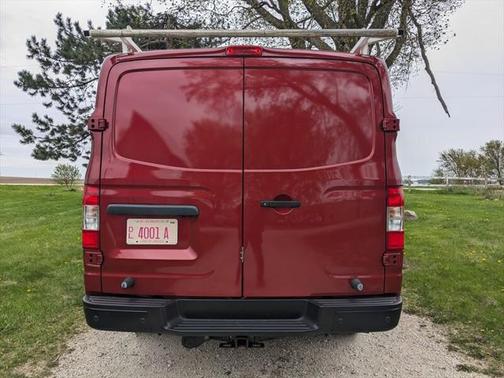 2021 Nissan NV Cargo NV3500 HD S V8