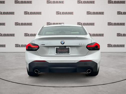 2025 BMW 230 i xDrive