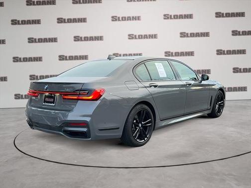 2021 BMW 750 i xDrive