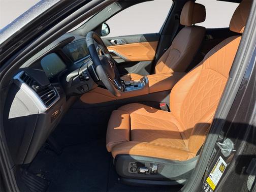 2023 BMW X6 xDrive40i