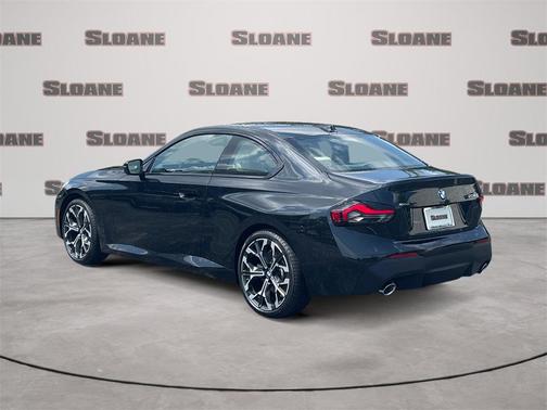 2025 BMW 230 i xDrive