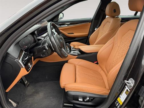 2023 BMW 540 i xDrive