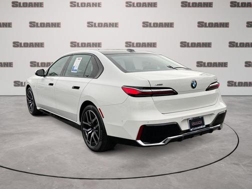 Alpine White 2025 BMW 740 xDrive