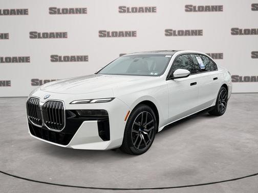 Alpine White 2025 BMW 740 xDrive