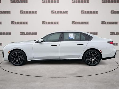 Alpine White 2025 BMW 740 xDrive