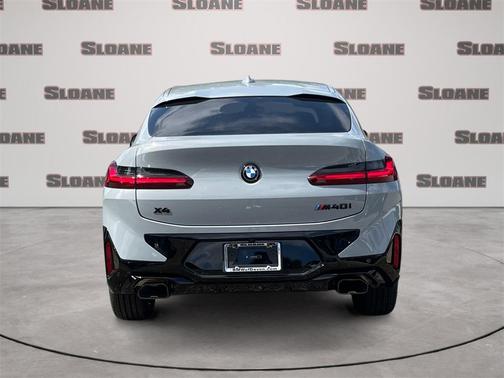 2025 BMW X4 M40i
