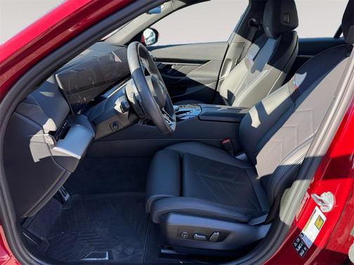 2025 BMW 530 i xDrive