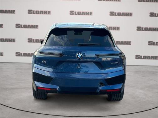 2025 BMW iX xDrive50