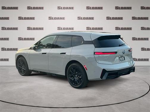 2026 BMW iX xDrive60