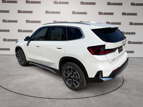 Mineral White Metallic 2026 BMW X1 xDrive28i