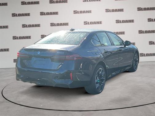 2026 BMW 550e xDrive