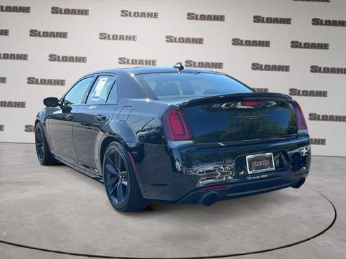 2023 Chrysler 300 C