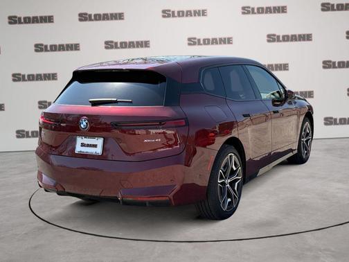 Aventurin Red Metallic 2026 BMW iX xDrive45