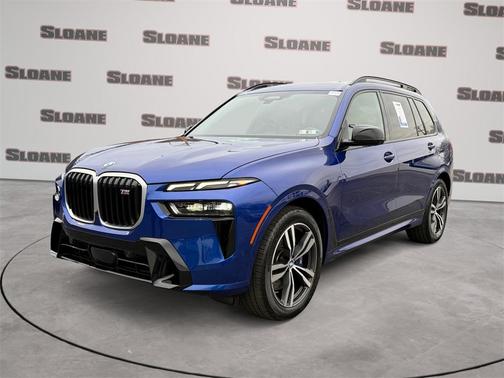 2023 BMW X7 M60i