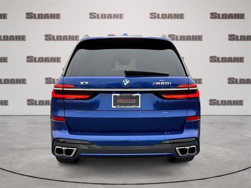 2023 BMW X7 M60i
