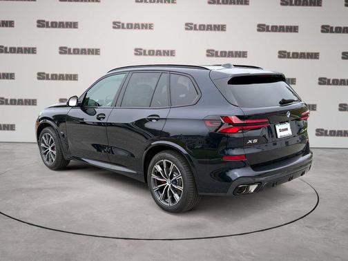 Carbon Black Metallic 2026 BMW X5 xDrive40i
