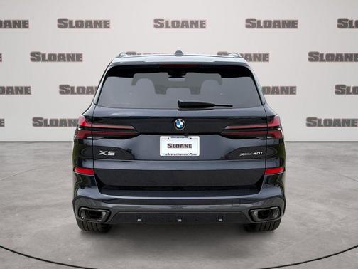 Carbon Black Metallic 2026 BMW X5 xDrive40i