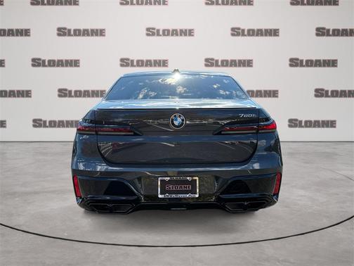 2024 BMW 760 i xDrive