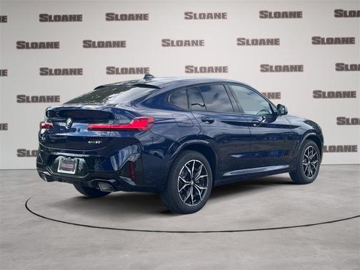 2025 BMW X4 xDrive30i