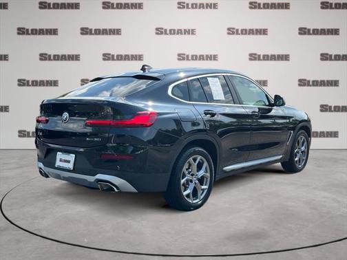 2025 BMW X4 xDrive30i