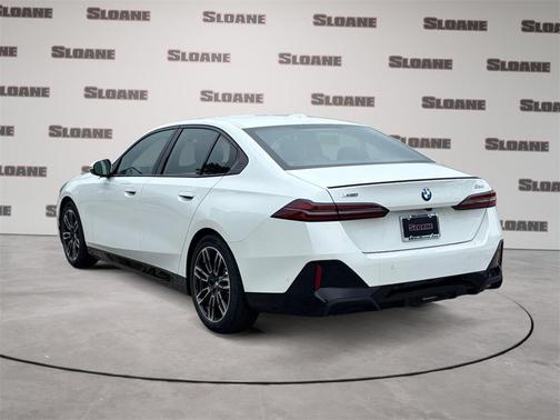 2026 BMW 530 i xDrive