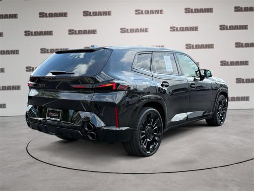 2025 BMW XM Base