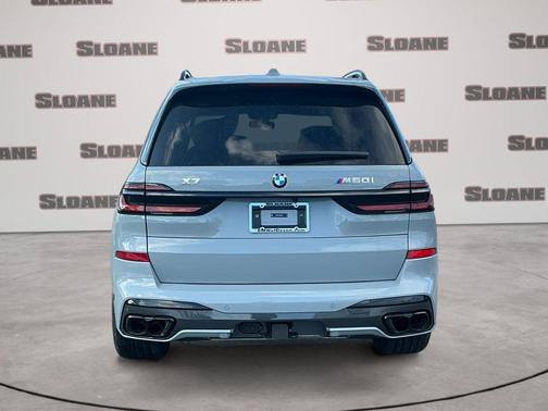 Brooklyn Grey Metallic 2026 BMW X7 M60i